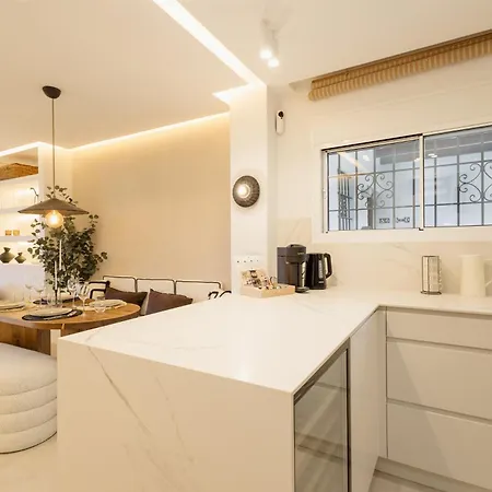 Modern First Floor Apartment, With Private Terrace Garden And Barbecue, In First Line Of Aloha Golf, In Nueva Andalucia Marbella