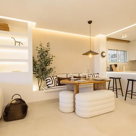 Apartment Modern First Floor Apartment, With Private Terrace Garden And Barbecue, In First Line Of Aloha Golf, In Nueva Andalucia *